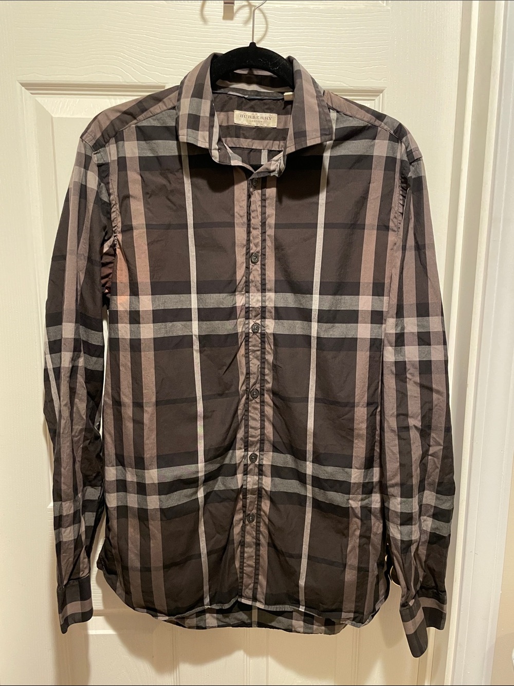 Burberry long sleeve button down shirt gray nova check